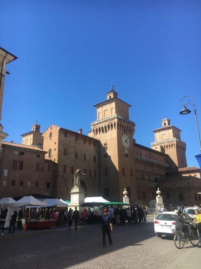 Apartamento A Due Passi Dal Castello Ferrara Exterior foto